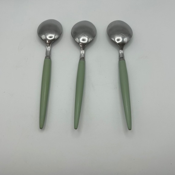 Castle Stainless Steel Flatware Set Jadeite Green 18 Pieces Fork Spoon Knife - Picture 8 of 16